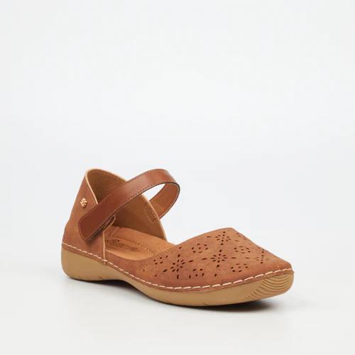 Butterfly Womens Cindi 3 Pump Tan