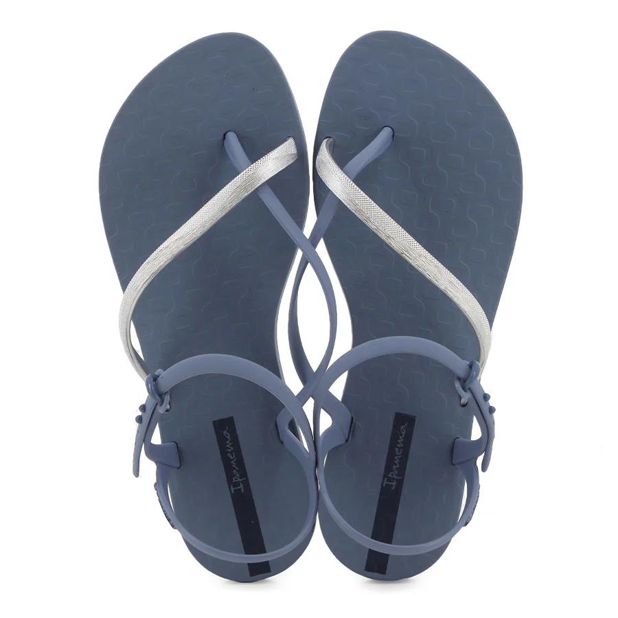 Ipanema Womens Elegant Sandal Blue Silver
