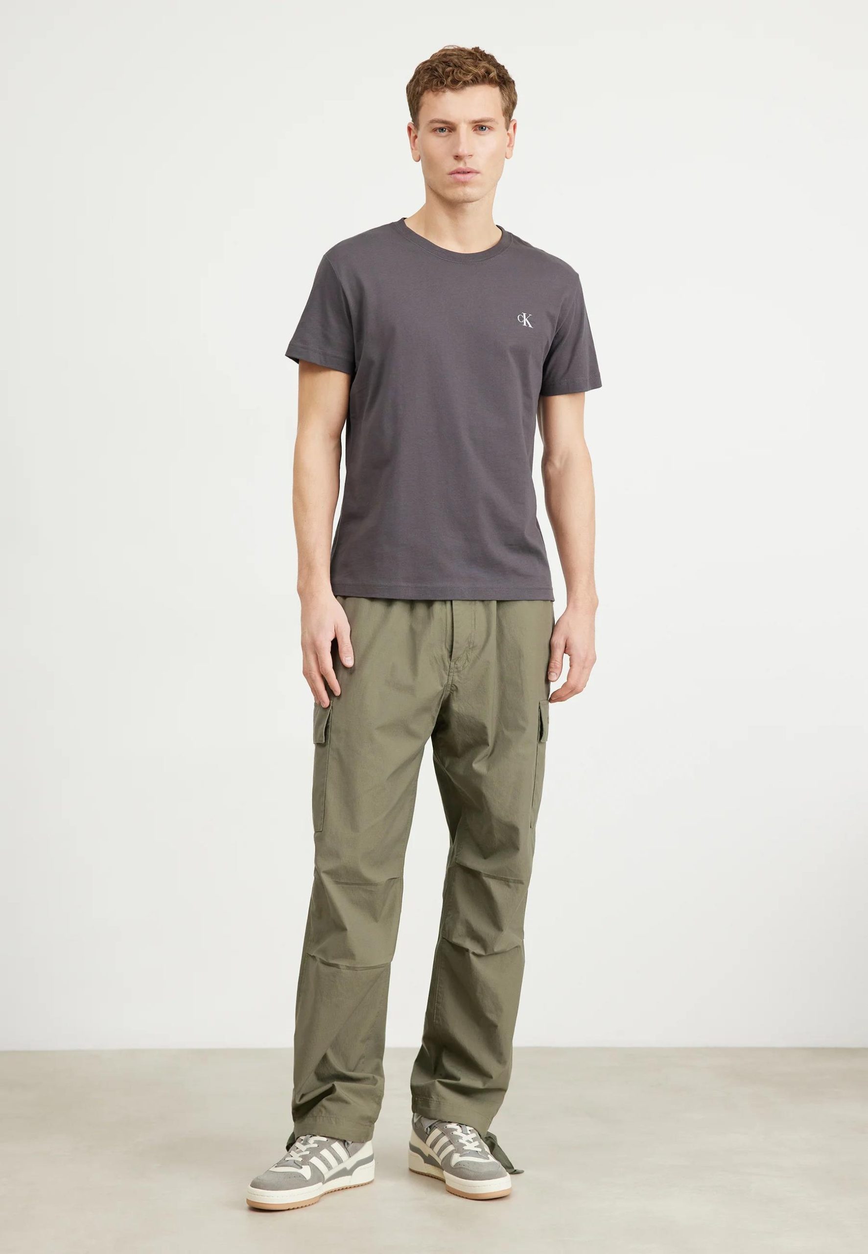 Calvin Klein Mens Mono Logo Short Sleeve Tee Grey