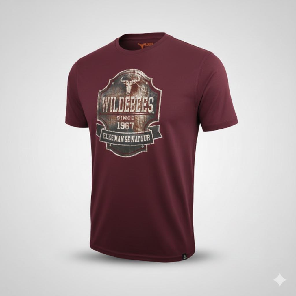 Wildebees Mens Metal Shield Short Sleeve Tee Maroon