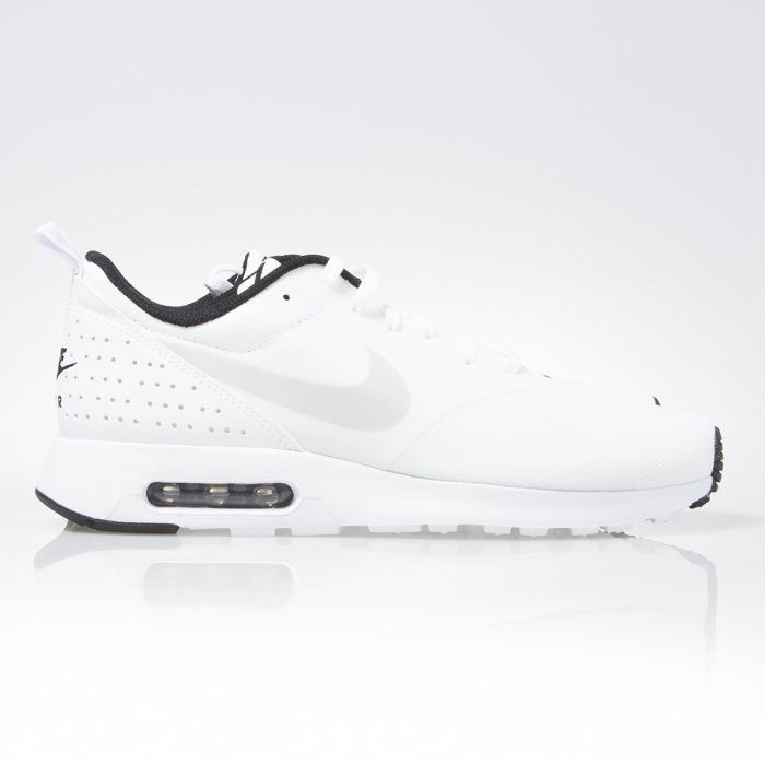 Nike Mens Air Max Tavas Sneaker White