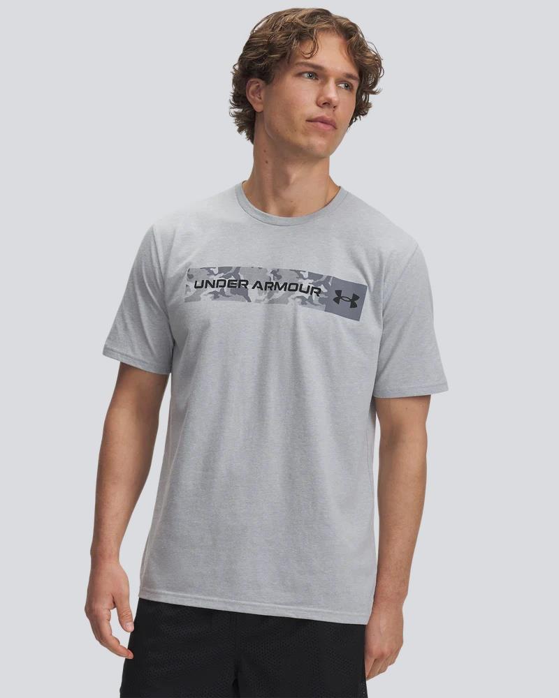 Under Armour Mens Camo Chest Stripe Short Sleeve Tee 011 Gray